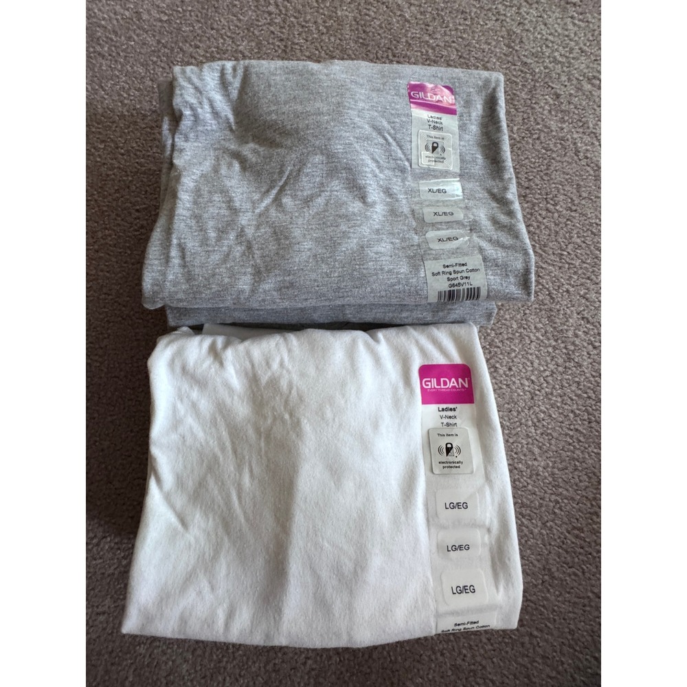 Gildan Ladies V-Neck LOT of 9 T-Shirts ~ XL Grey-4 &  L White-5